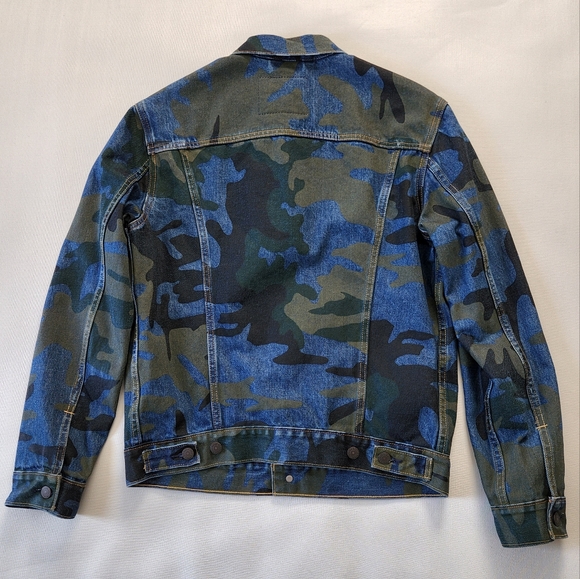 Levi's Camouflage Denim Trucker Jacket - Picture 7 of 11